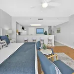 Beachfront Condo #608 At Majestic Beach Resort
