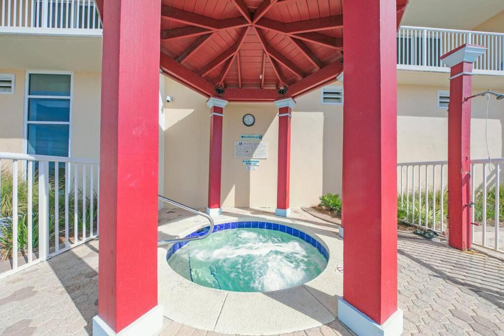 Apartment Beachfront #608 At Majestic