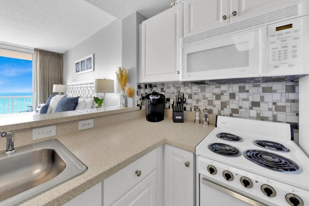 Beachfront #608 At Majestic * Panama City Beach