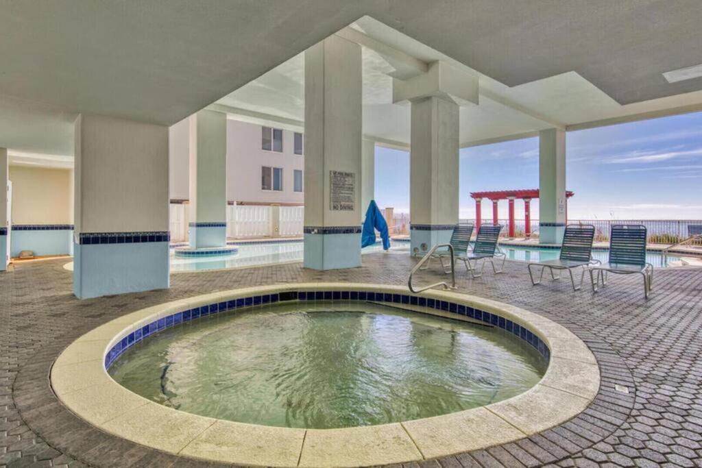 Beachfront #608 At Majestic *