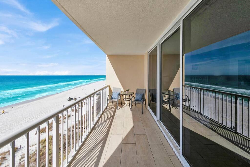 Beachfront #608 At Majestic Apartment
